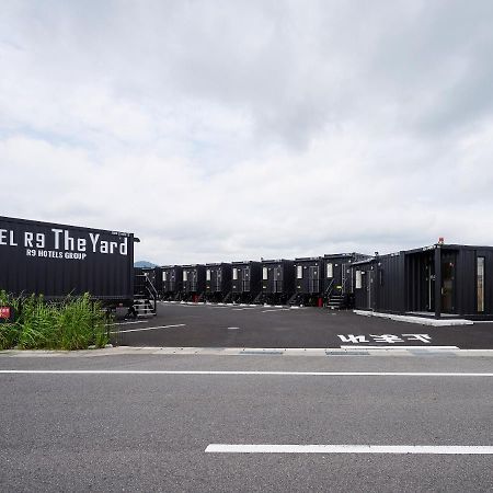 Hotel R9 The Yard Koka Eksteriør billede